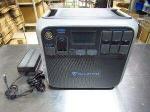 BLUETTI AC200P 大容量ポータブル電源 管理F0907m-A6